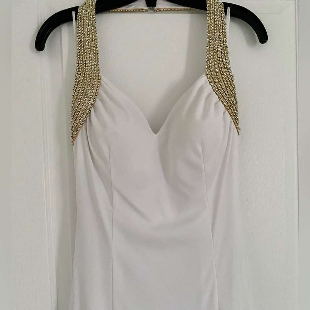 Nina Canacci White and Gold Maxi Dress - Picture 4 of 6